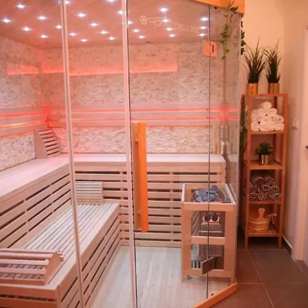 In Mit Whirlpool, Garten Und Grill Apartment